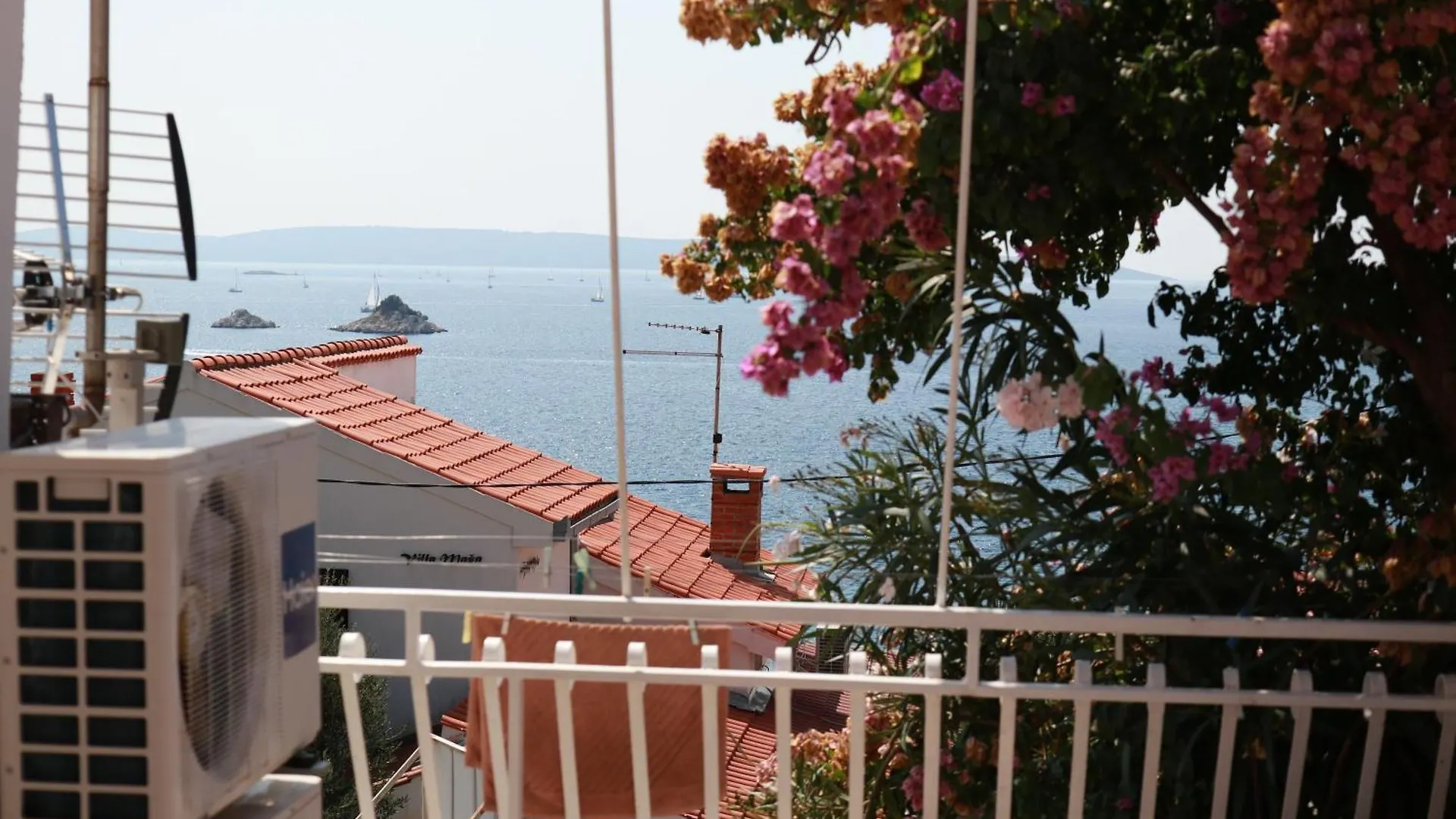 Apartments Mrdan Seget Vranjica 0*,