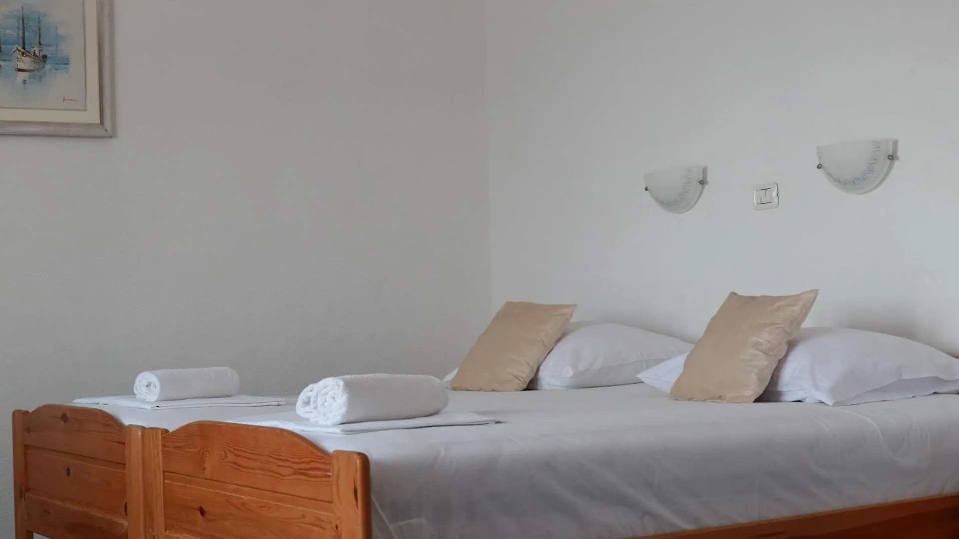 Apartments Mrdan Seget Vranjica